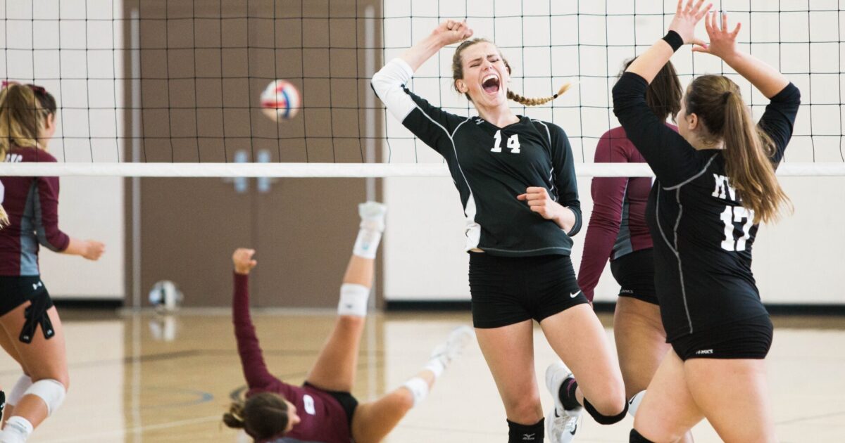 Volleyball Junge Menschen Lachen Sport