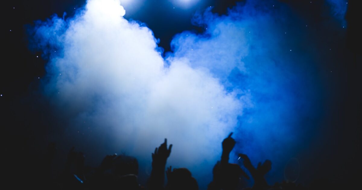 Party Nebel Blau